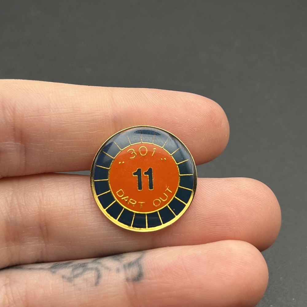 301 11 Dart Out Sport Game Lapel Hat Pin
